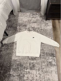 Nike club sweatshirt