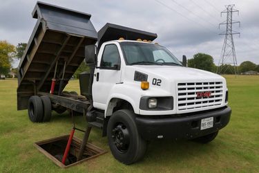 2005 GMC C5500