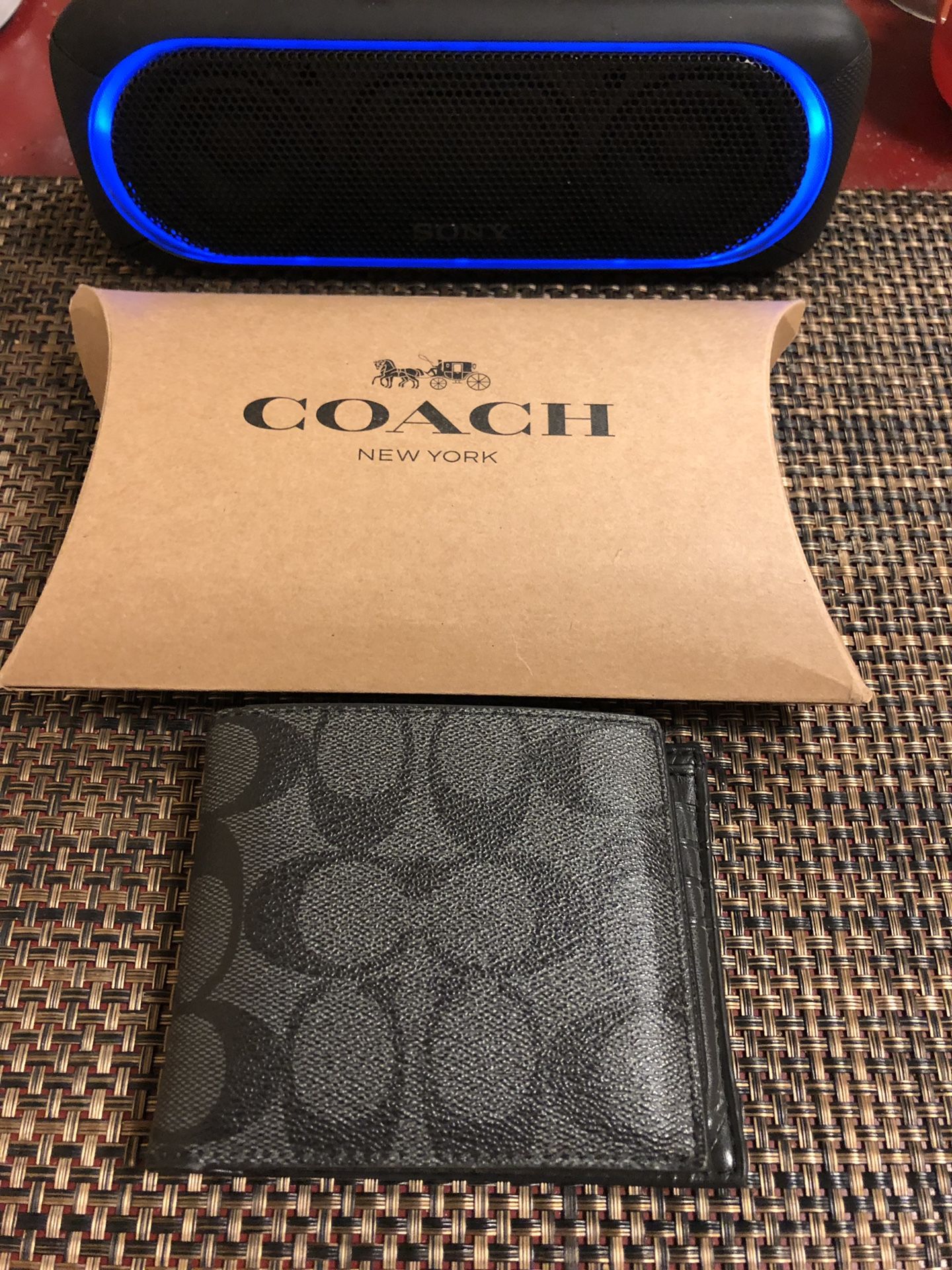 Authentic men’s Coach wallet!