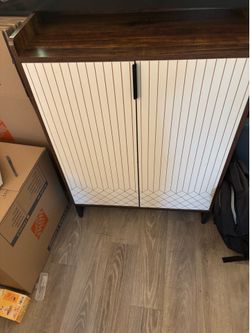 Modern 25 -Shoe Cabinet