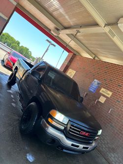 🔥 FOR SALE: 2004 GMC Sierra – $7,500 OBO 🔥