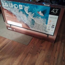 LG 43 " UHD AI Smart Tv