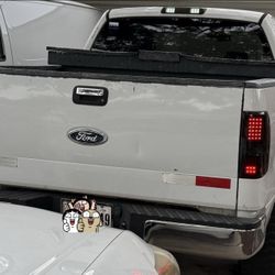 2004 Ford F-150 Heritage Regular Cab