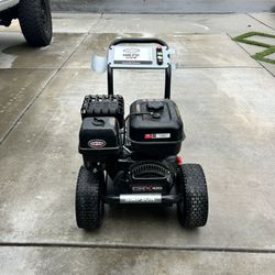 Simpson 4400 PSI 4.0 GPM Pressure Washer 