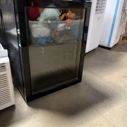 68 Cans Beverage Refrigerator Cooler, 1.7 cu.ft Mini Fridge Glass Door Drink Cooler for Beer, Soda,Wine, Digital Temperature Control for Home Office B