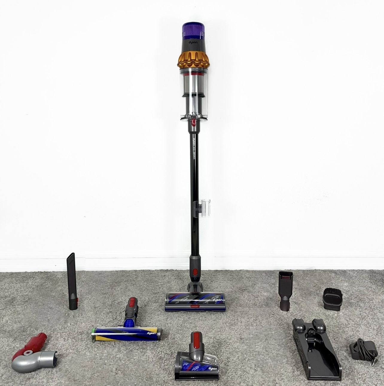 Dyson V15 Detect Handheld Stick Cordless Vacuum Cleaner w/ attachments