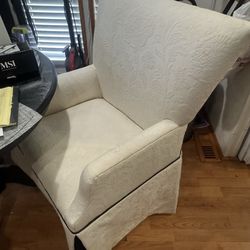 2 Dining Chairs
