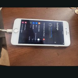 iPhone 8 Unlocked 🔓