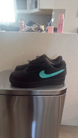 Tiffany & Co. x Nike Air Force 1 Low Size 11