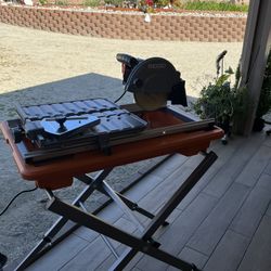 Beautiful RIDGID  Saw Wet Tile . 7”