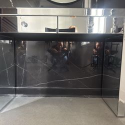 Mirrored Console Table / Vanity – Modern Glam (Priced for Minor Crack)