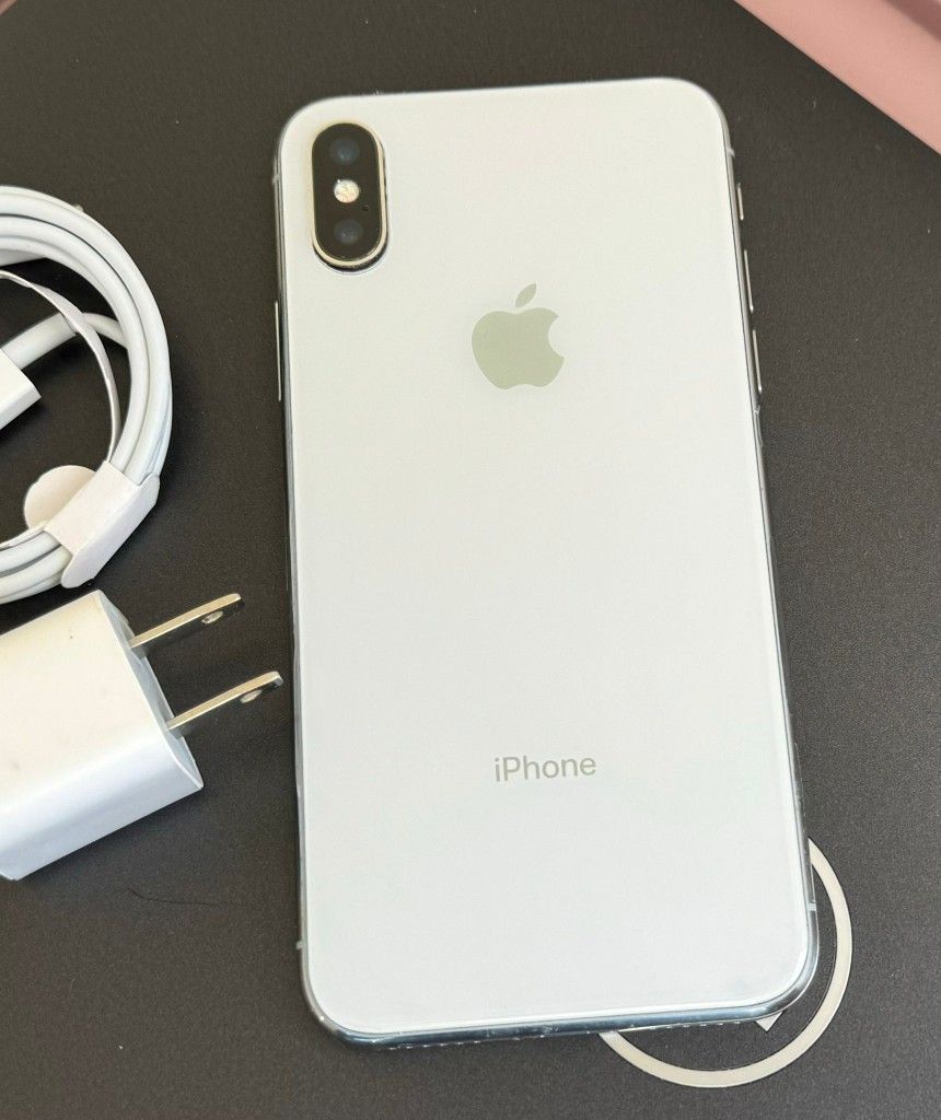 iPhone X , 256GB , Unlocked for all Company Carrier , Excellent Condition Like New