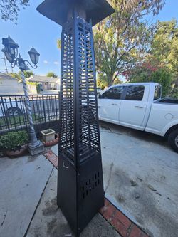 PYRAMID HEATER Outdoor Living Black Steel Floorstanding Liquid Propane Patio Heater LUXURY MODEL WORKS GREAT YOU CAN TEST IT BEFORE PURCHASE THANKS 
