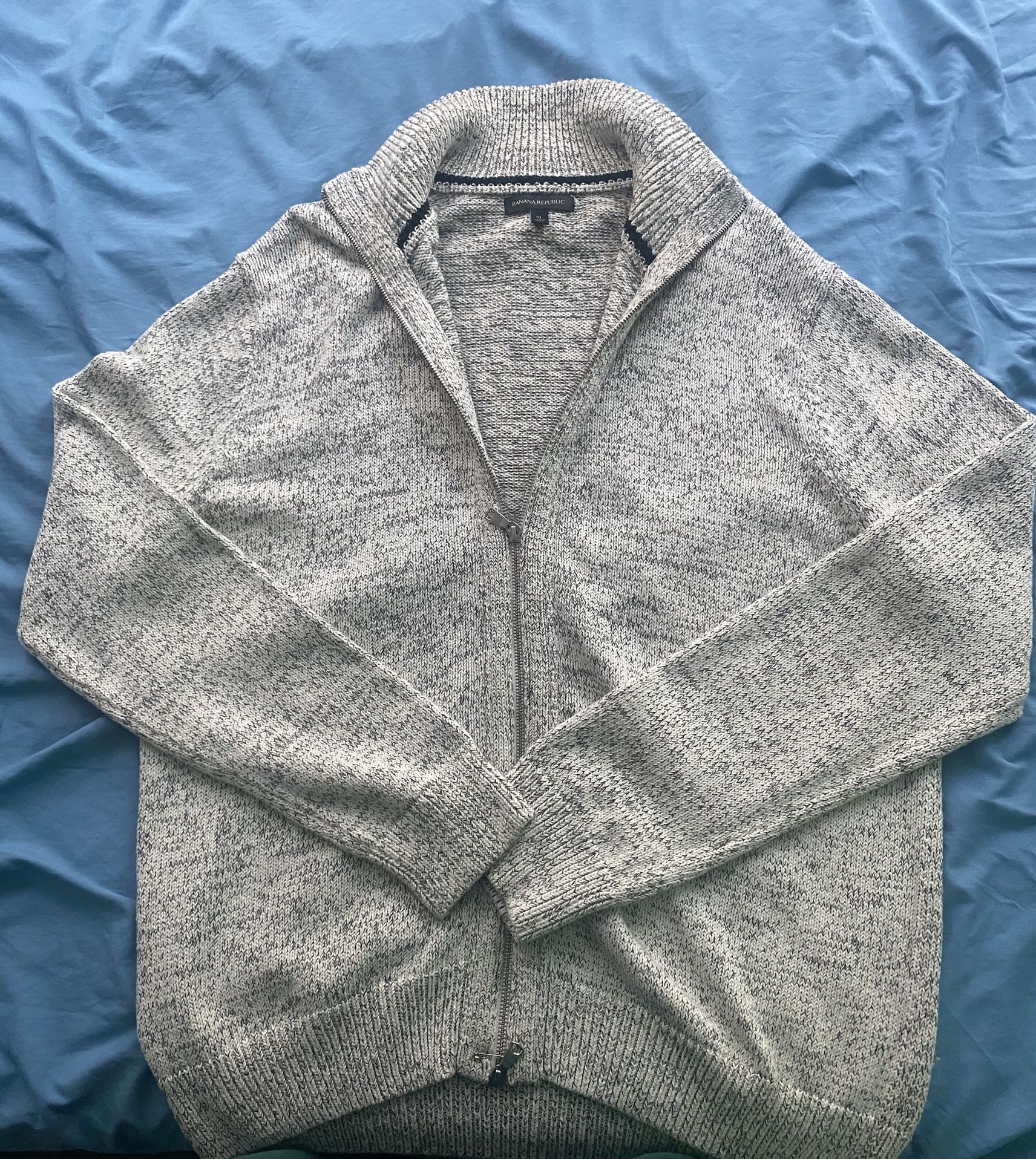 Banana Republic Sweater Size XL