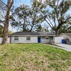 Charming 3 Bedroom House In Peaceful Neighbourhood 
