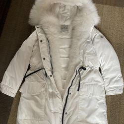 Moncler women’s White Down Parka size 2 or XS-S