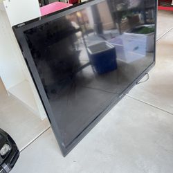 Sharp LC-70LE640U AQUOS 70" 1080p LED LCD TV