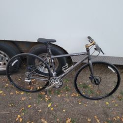 Sirrus Sport Specalized Bike