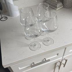 wine glasses 