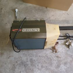 Garage Door Opener 