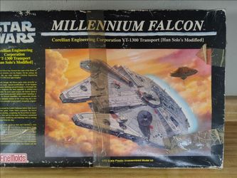 Star wars Millennium Falcon by Finemolds 1/72 SW-6 model kit
