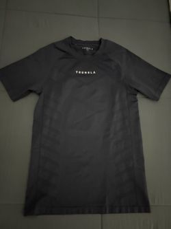 Youngla men tee size M
