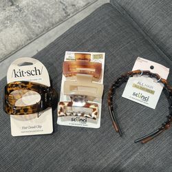 Hair Accessories. Kitsch And Scunci