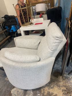 Upholstery recliner