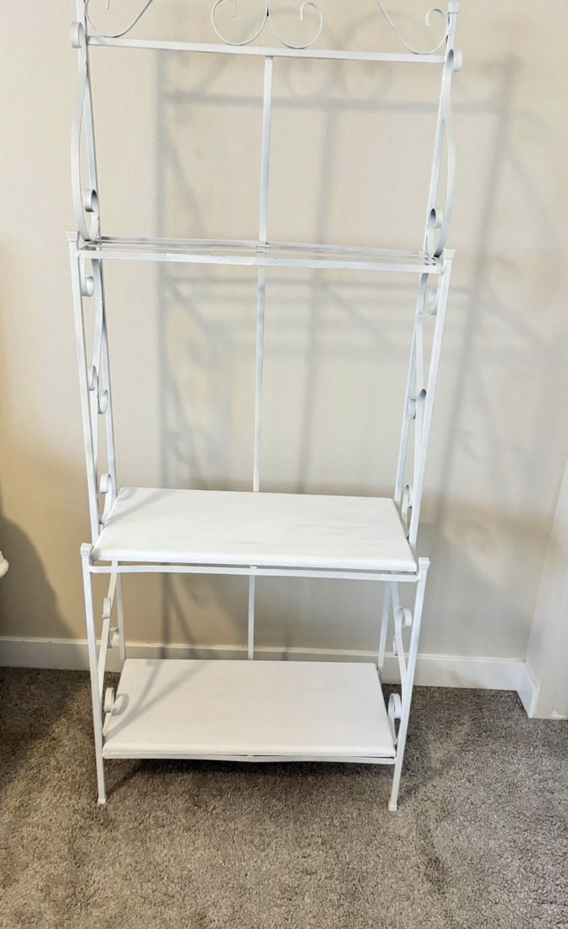 Metal And Wooden Rack Shelf