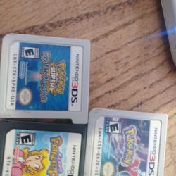 Pink Nintendo 3ds With Three Games , Super Princess Peach, Pokemon Super Mystery Dungeon And Pokemon Y,NO STYLUS PEN, ASKING $150 PU0 ON 59TH AVE IN  