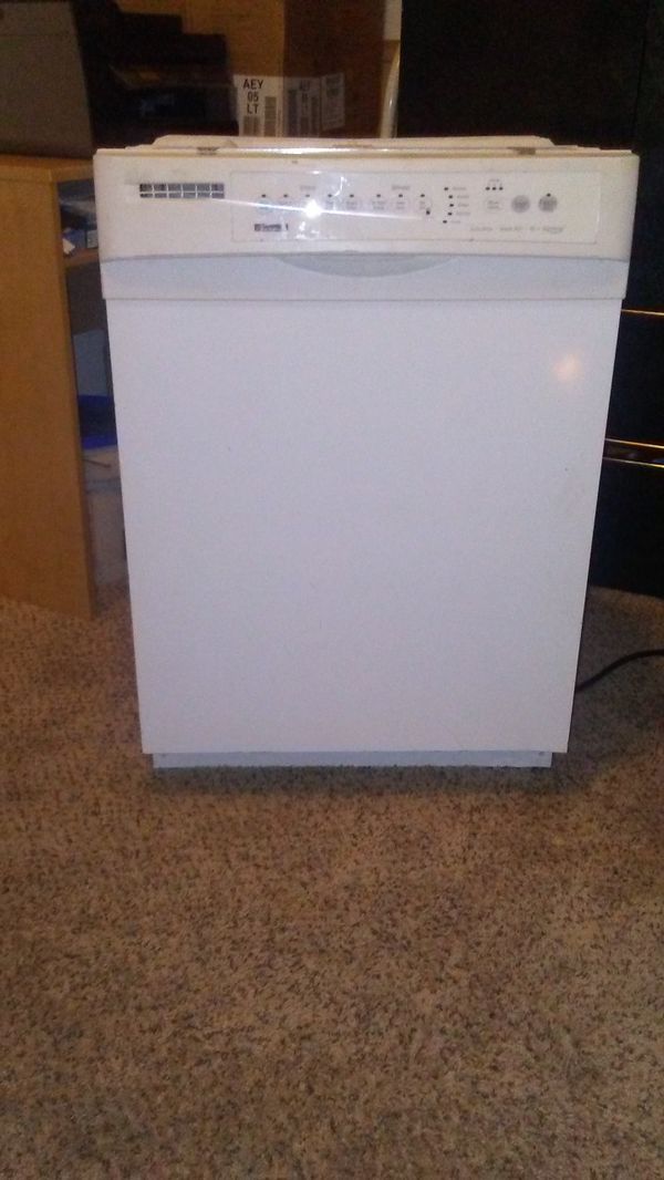 Kenmore dishwasher (slightly used) for Sale in Philadelphia, PA - OfferUp