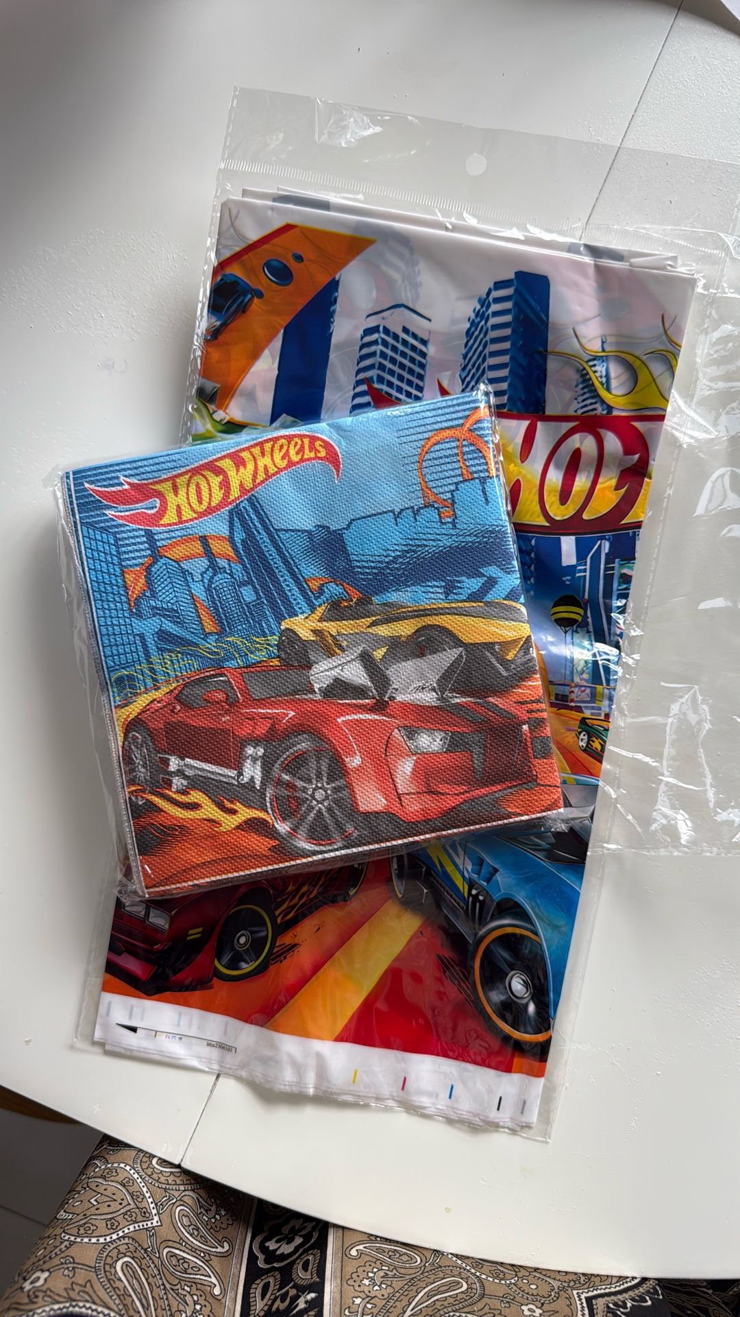 Hot Wheels Birthday Party Pack - Napkins & Banner