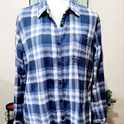 Woman's Dickies Blue Plaid Flannel Button-Up Shirt