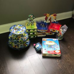 Super Mario Bro. Party Decorations