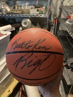 Oscar Robertson Signed Ball