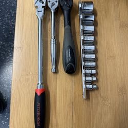 3/8 Inch Ratchet Set + Husky SAE 6 Point Socket Set 