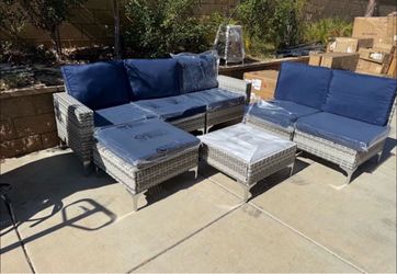 7 piece patio furniture set ( The furniture is fully assembled)