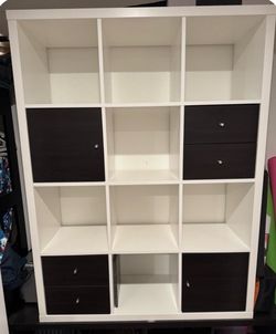 Shelving unit