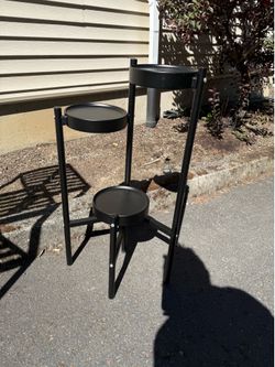 Metal three tier plant shelf