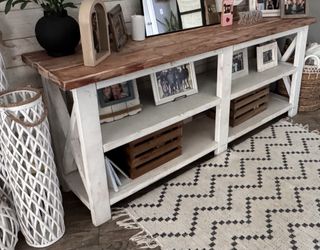 Farmhouse entryway table/ console table