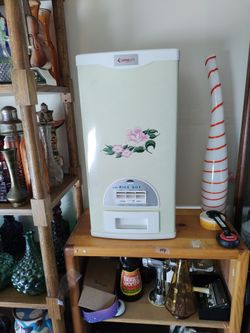 Metal Rice Dispenser