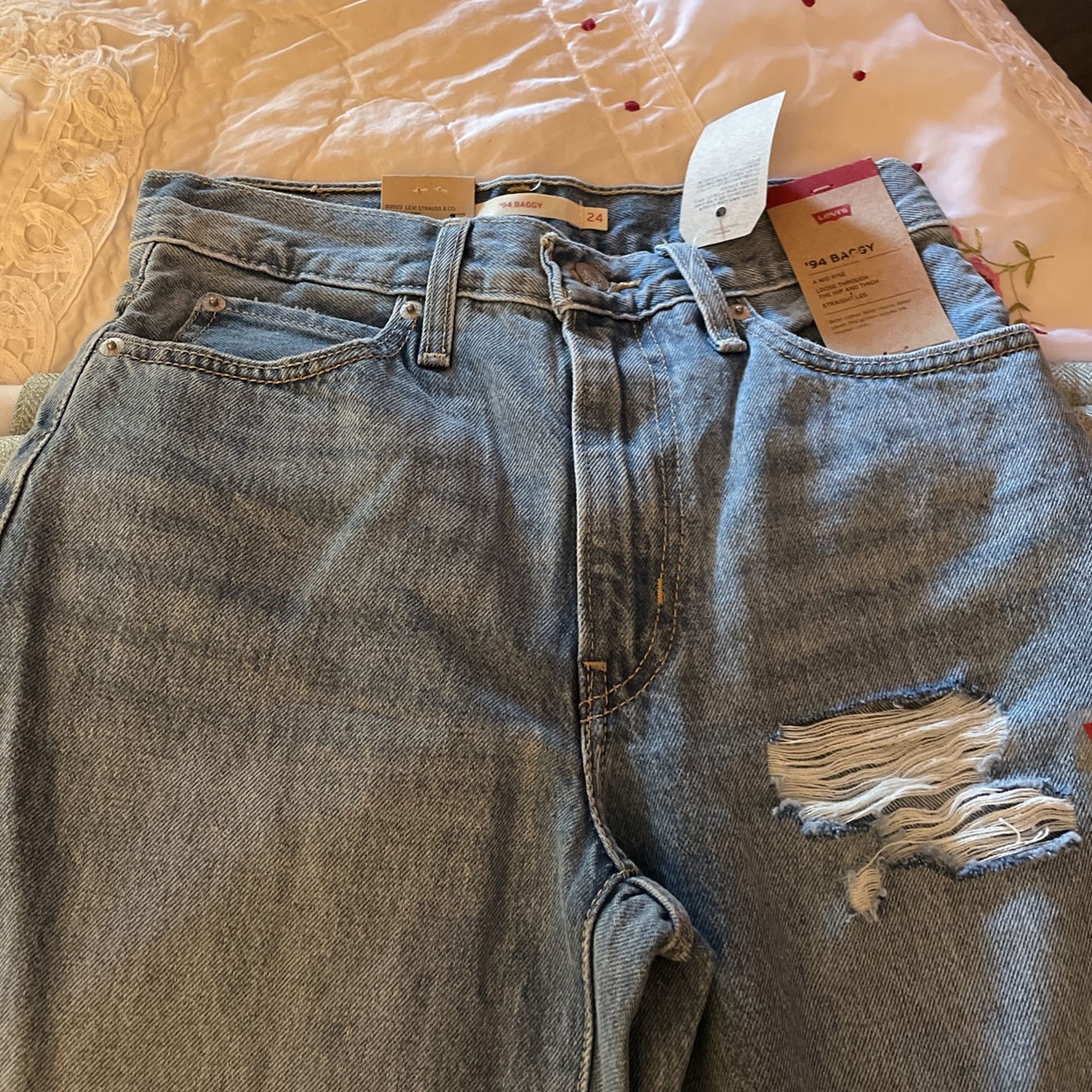Levis