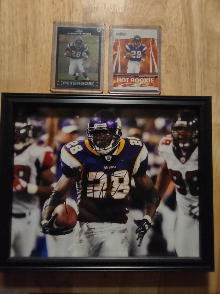 Adrian Peterson Autograph 8x10 + Rookie Cards