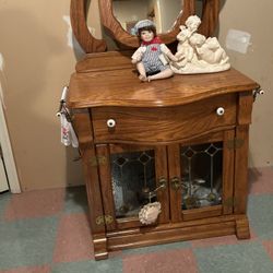 Antique Reproduction Lighted Curio Cabinet With Mirror 