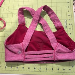 Lululemon Sports bra 