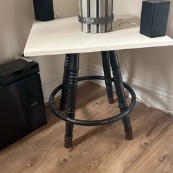1 End Table
