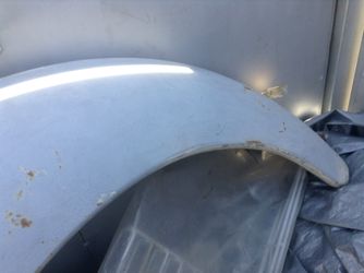 Vw right rear (passenger side) fender for 1967 and down beetle but will fit '68 and up