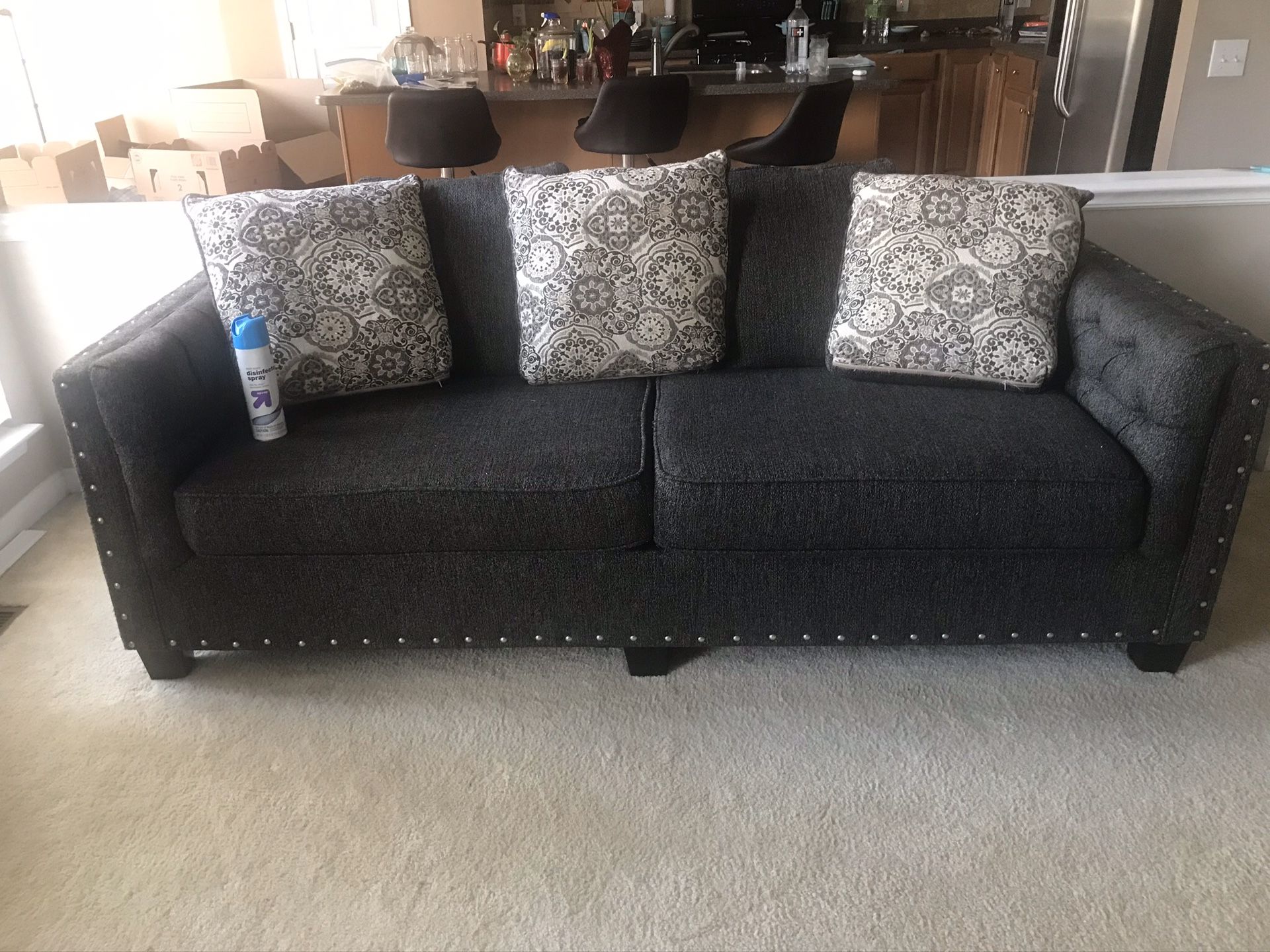 Couch for sale. 400$ or best offer