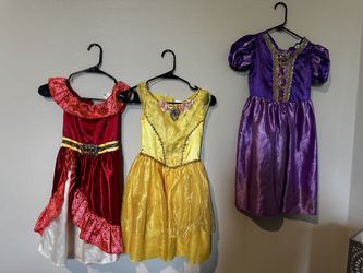 6 costumes of Disney Princesses with accessories