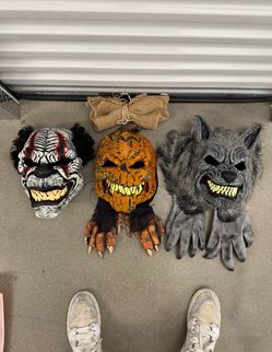 Dark Harvest, Crazy Clown, Werewolf ANI-Motion Halloween Mask with Hands